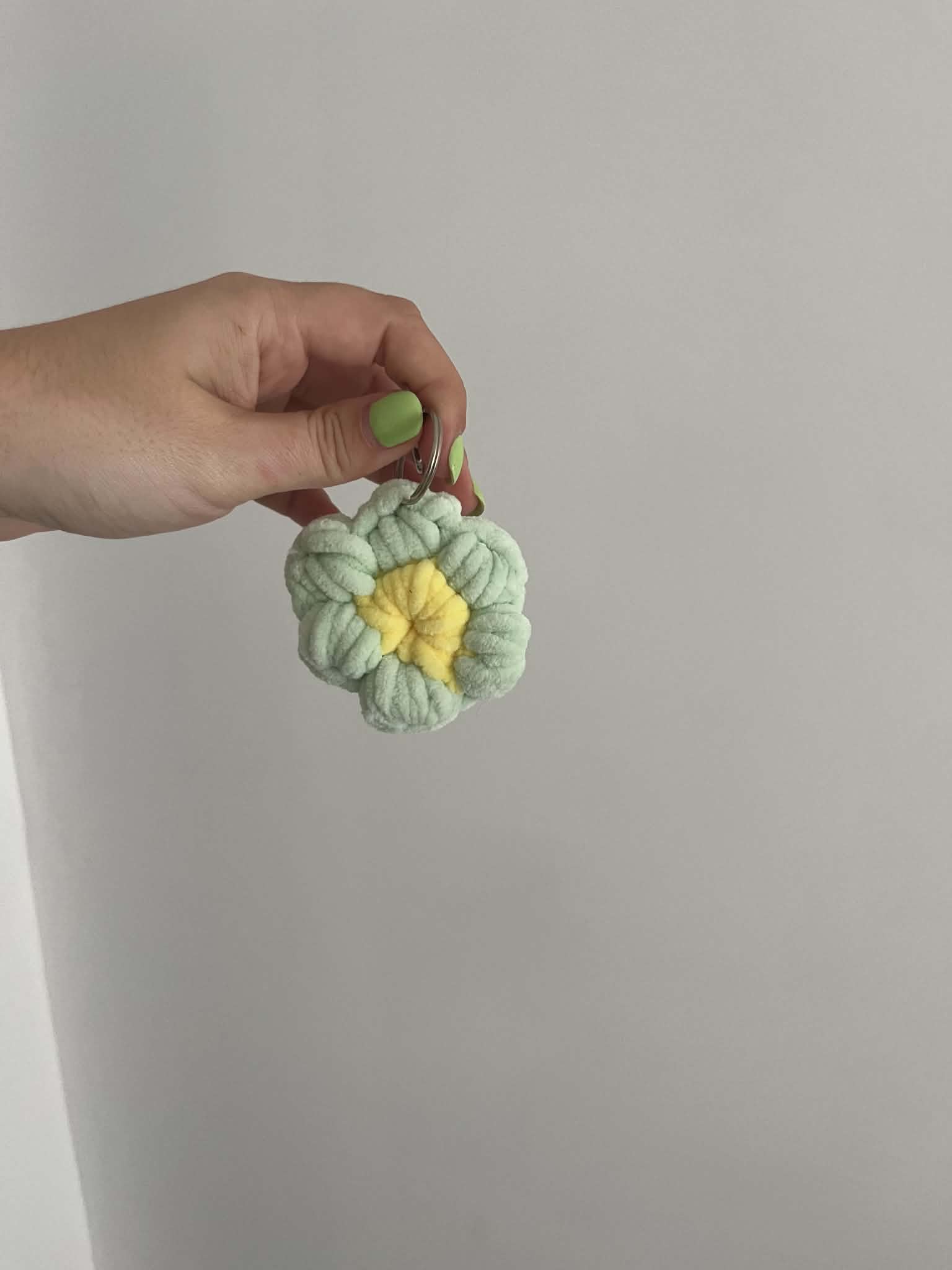 Grosse fleur verte claire