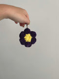 Grosse fleur mauve foncée